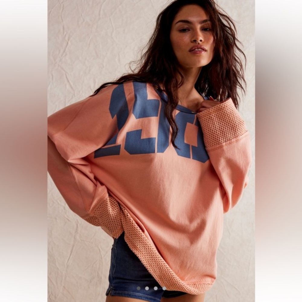 {NWOT We The Free Courtside Tee in Salmon Combo Long Sleeve Medium}